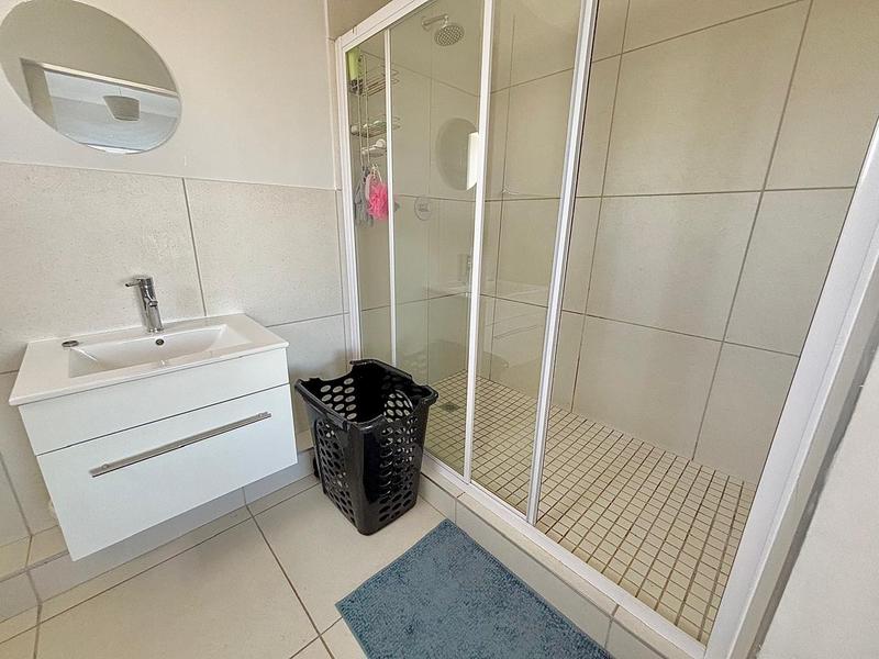 2 Bedroom Property for Sale in Burgundy Estate Western Cape